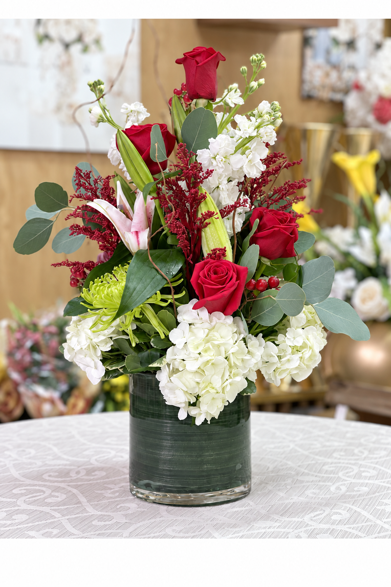 Crystal Rose – Elegant Red Rose & Hydrangea Arrangement