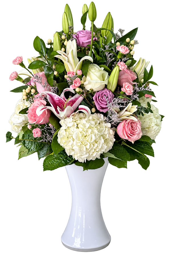 Vanilla Frost – Elegant Pink & White Flower Arrangement in a Vase