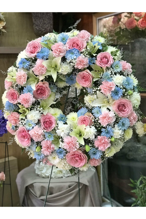 Pink/Baby Blue Wreath Natural