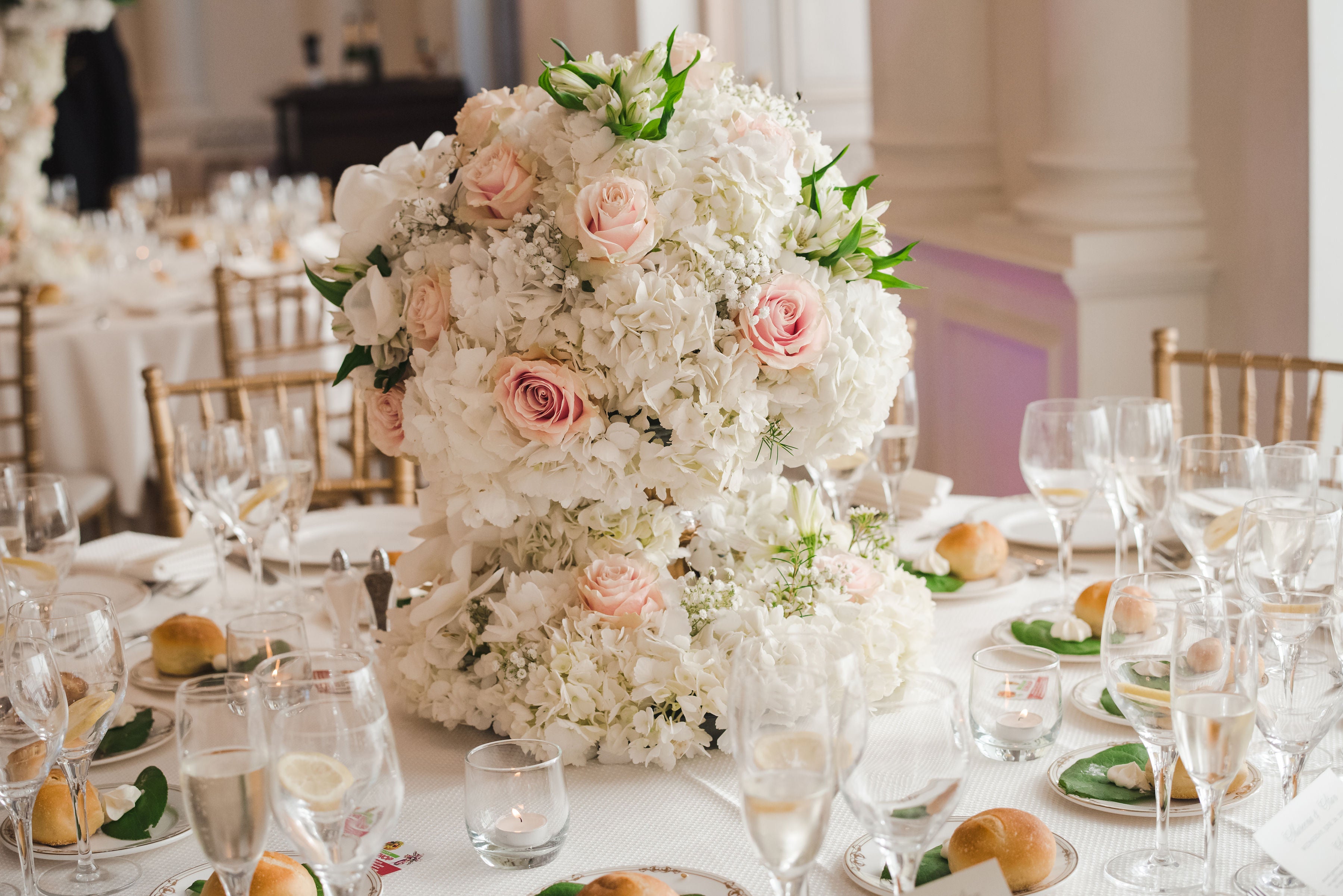 Luxury wedding floral installation by Eclore Floral